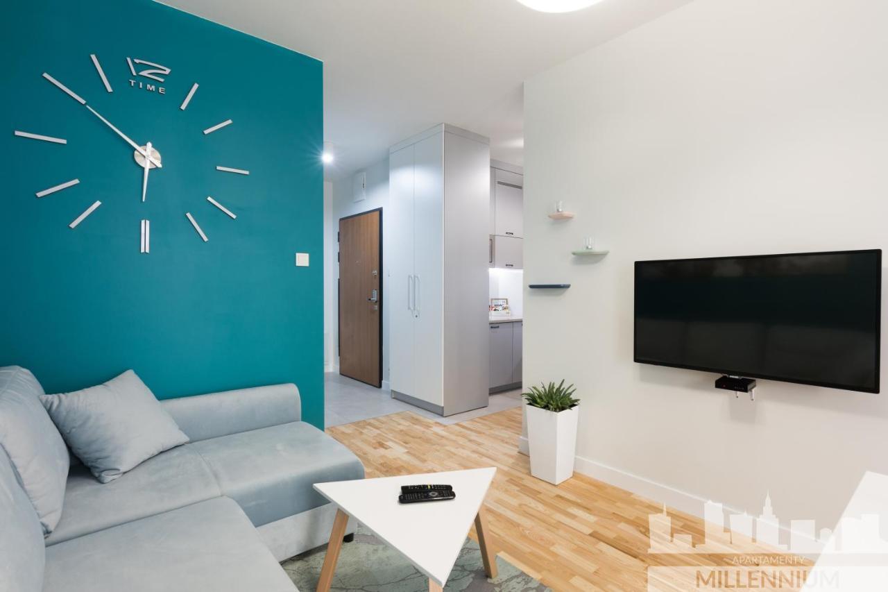 Millennium Awangarda Mint Apartment Varşovia Exterior foto