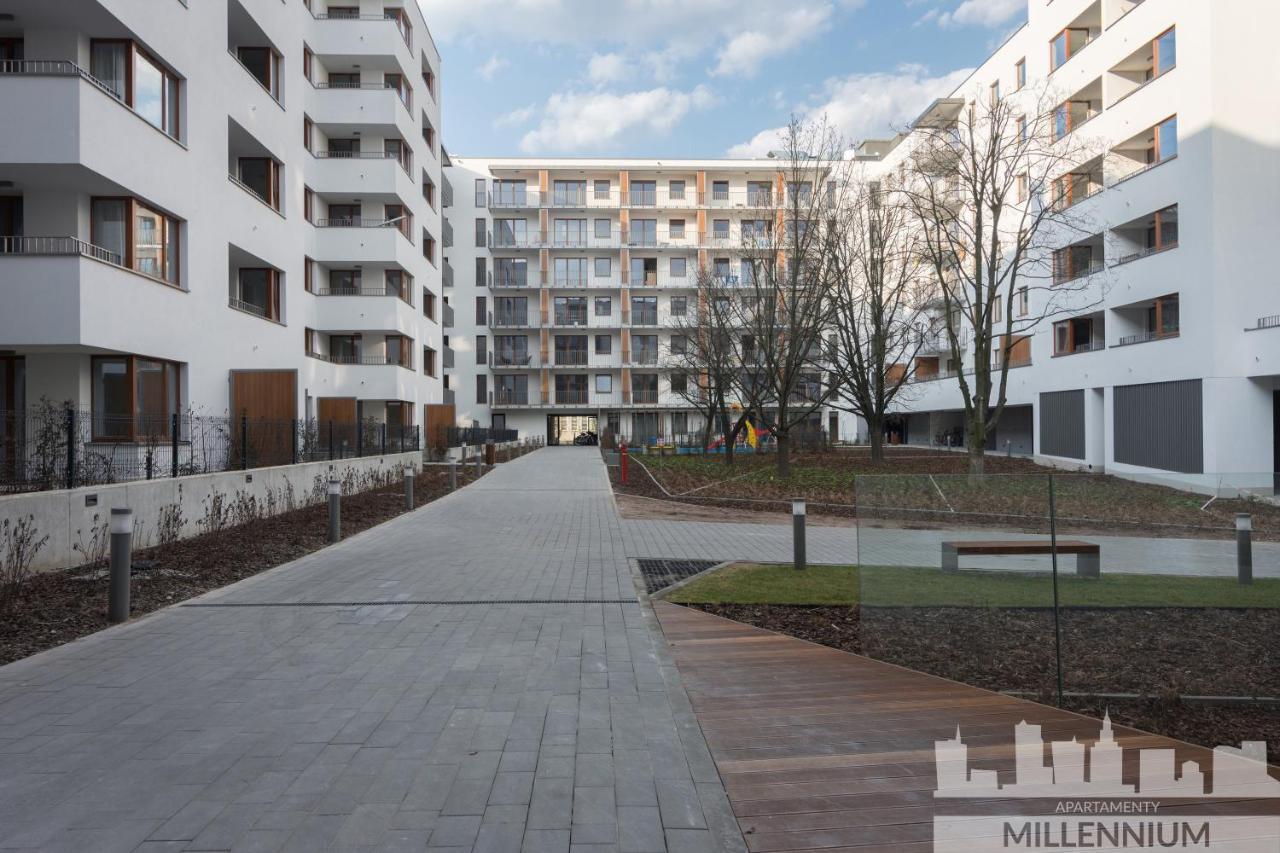 Millennium Awangarda Mint Apartment Varşovia Exterior foto