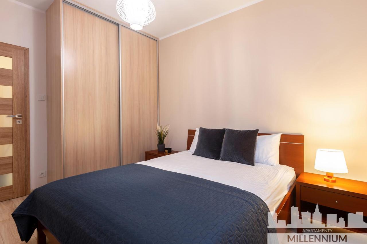 Millennium Awangarda Mint Apartment Varşovia Exterior foto