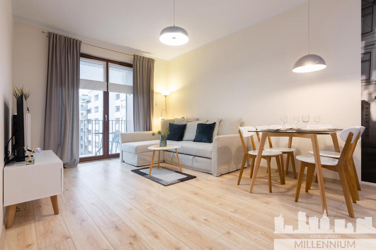 Millennium Awangarda Mint Apartment Varşovia Exterior foto